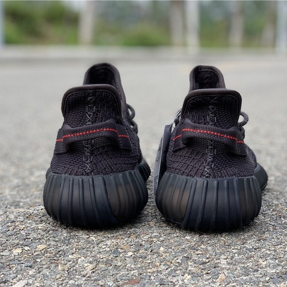 Yeezy 350 v2 - Picture 5 of 6